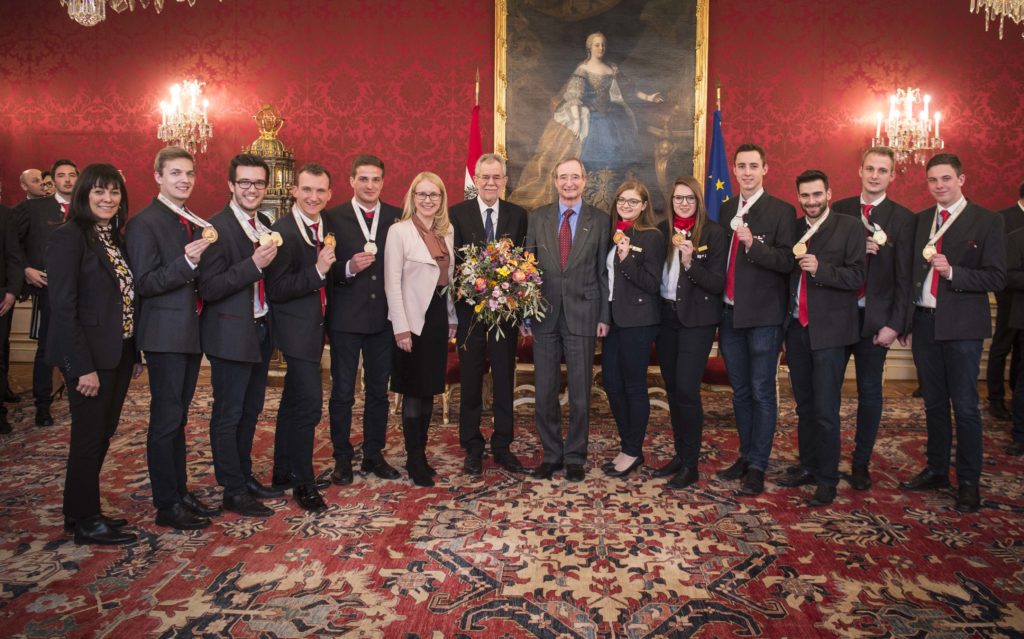 Medaillengewinner WorldSkills und Bundespräsident