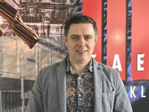 Ing. Markus Glatzl ist der Leiter der Produktion des Schaltanlagenbaus.