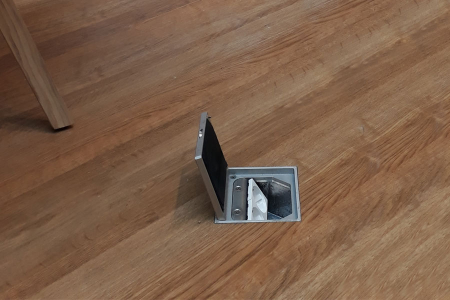 FONTO mit Klappdeckel, ohne Kabelauslass